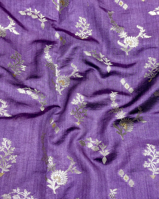 Lavender Purple Pure Banarasi Saree with Floral Bouquet Weaves