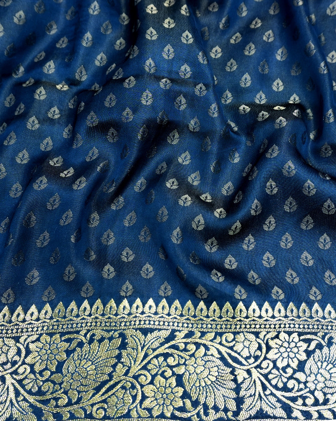 Morpinch Ink Blue Pure Banarasi Saree with Floral Tanchoi Weaves