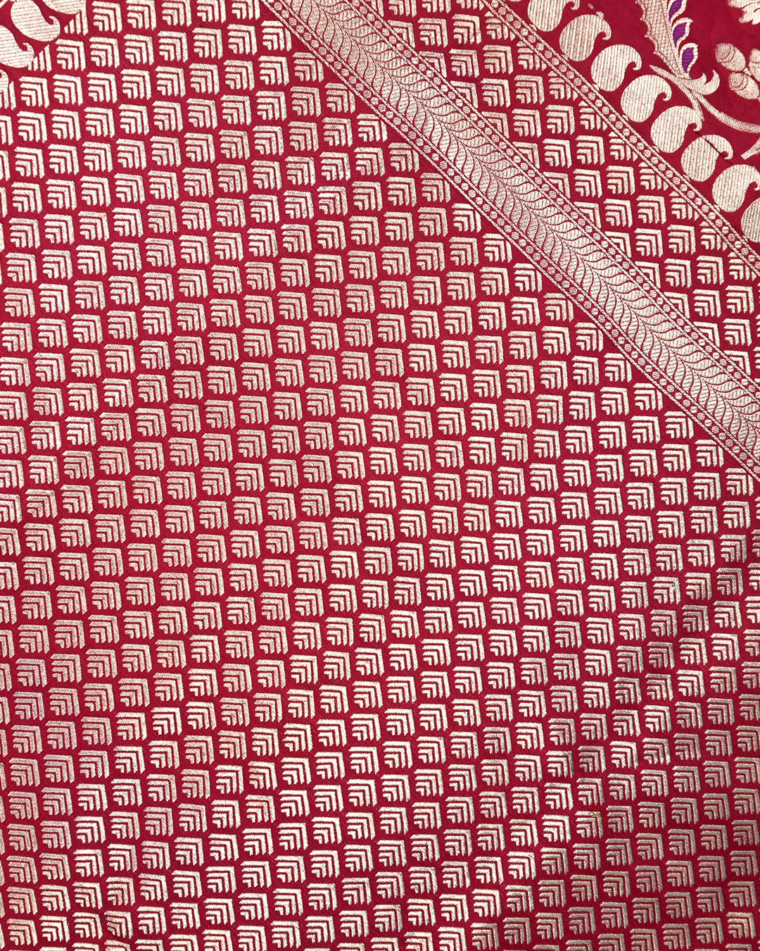 Red Pure Katan Saree with Elegant Floral Meenakari Weaving