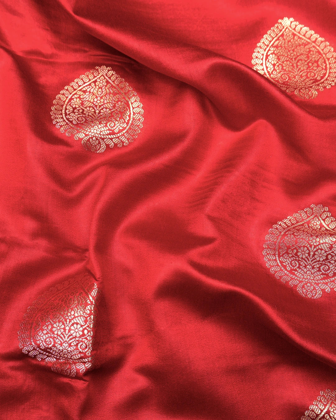 Red Pure Banarasi Saree with Ornate Paisley Buta Weaves