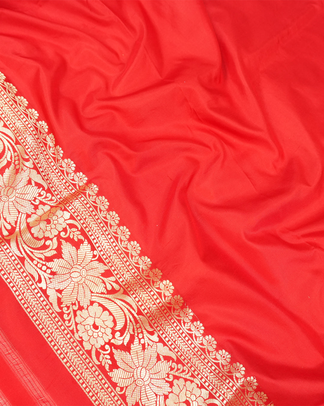 Red Pure Katan Saree with Vine Butidar Weaving