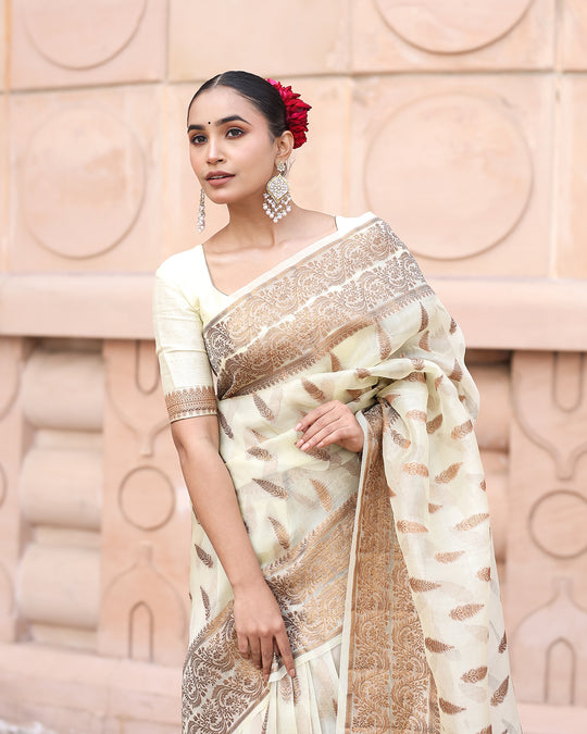 Luminous Light Cream Pure Kora Silk Banarasi Saree with Regal Elegance