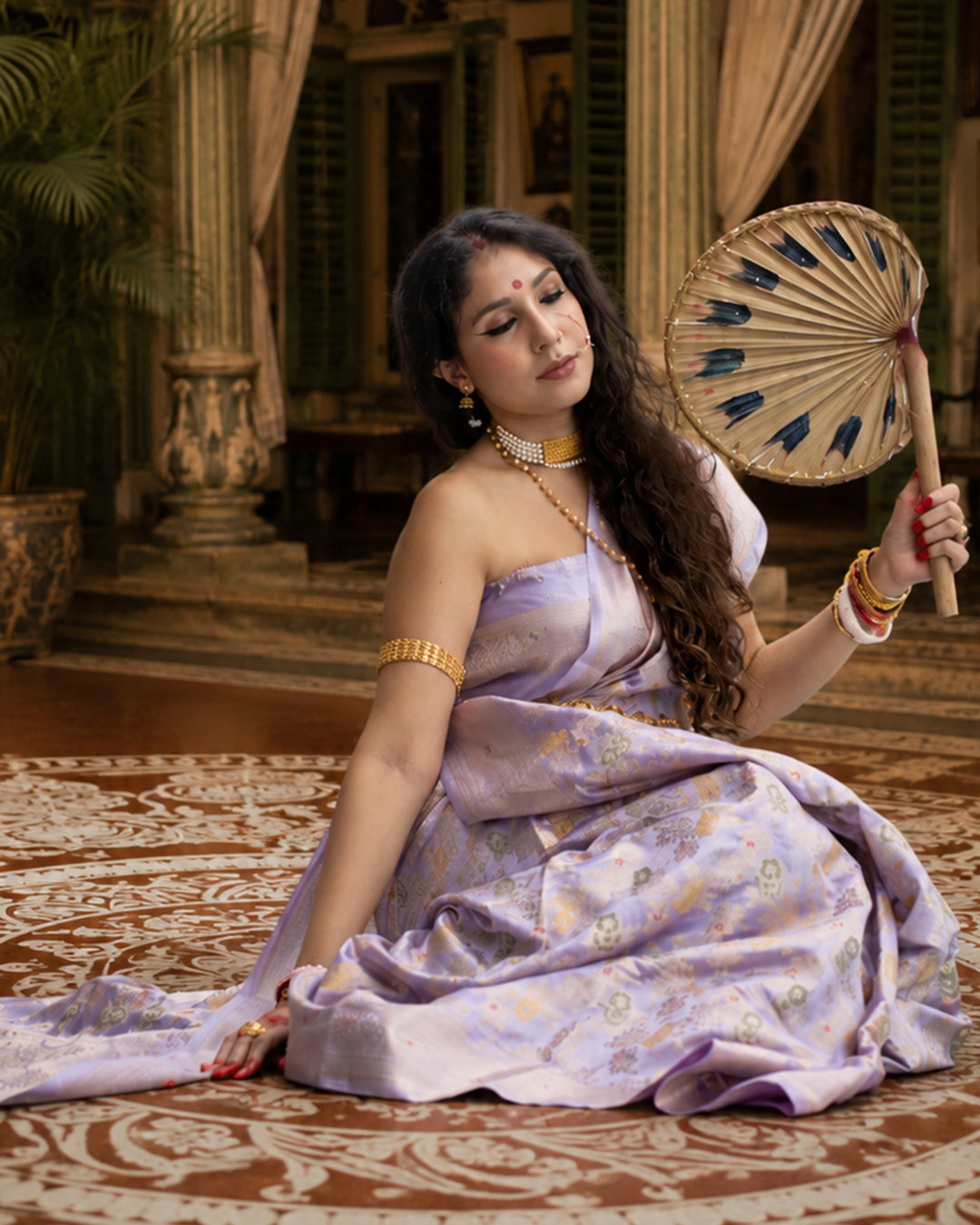 Lavender Pure Banarasi Saree with Multicolour Floral Vine Jaal Weaves