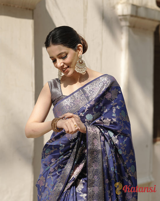 Royal Midnight Blue Banarasi Silk Saree with Intricate Real Zari Work and Timeless Floral Patterns