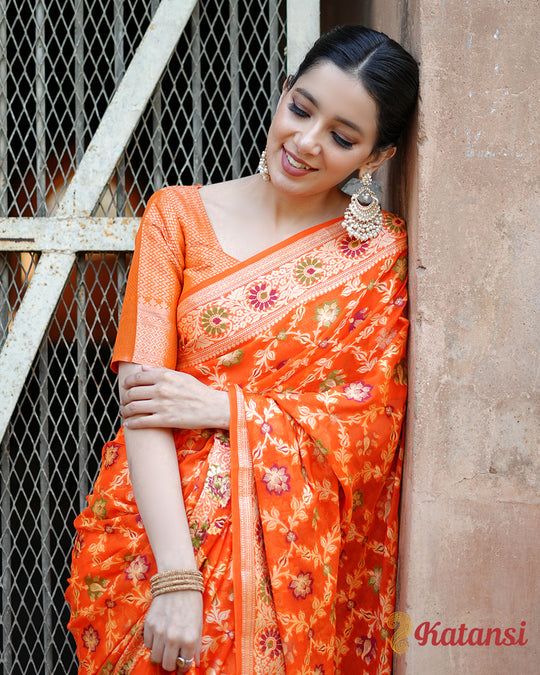 Glorious Orange Sunset Hues Pure Chiffon Saree with Luxurious Floral Weaves Patterns