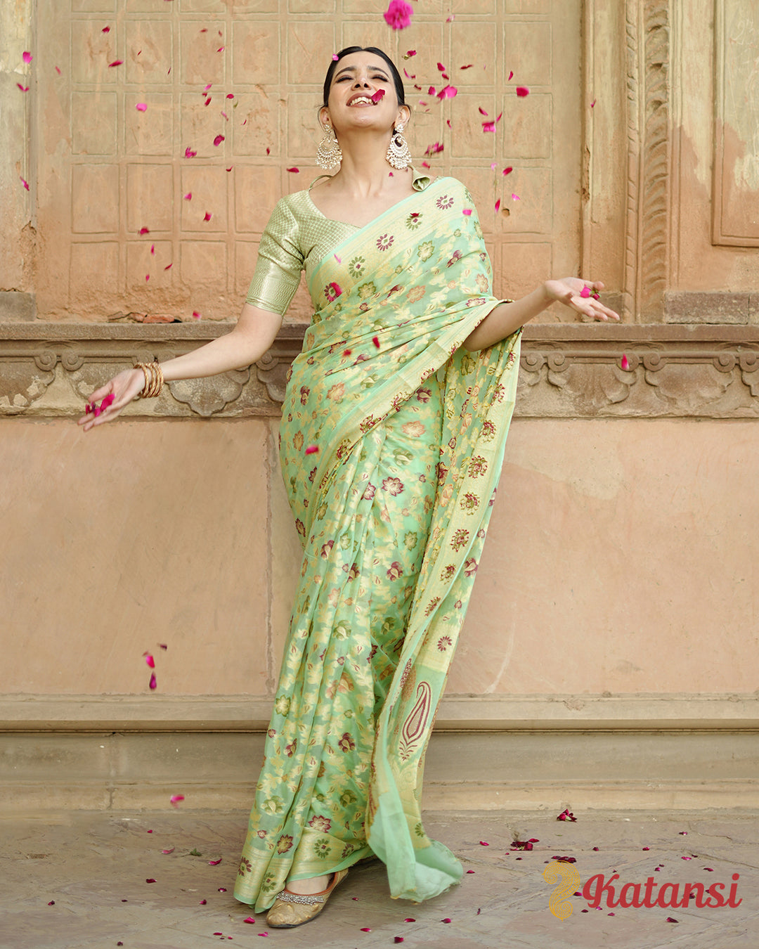 Royal Pure Chiffon Saree in Light Green with Majestic Chevron Weaves and Floral Patterns