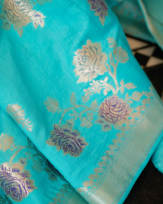 Sea Blue Pure Banarasi Saree with Elegant Floral Zari Craftsmanship