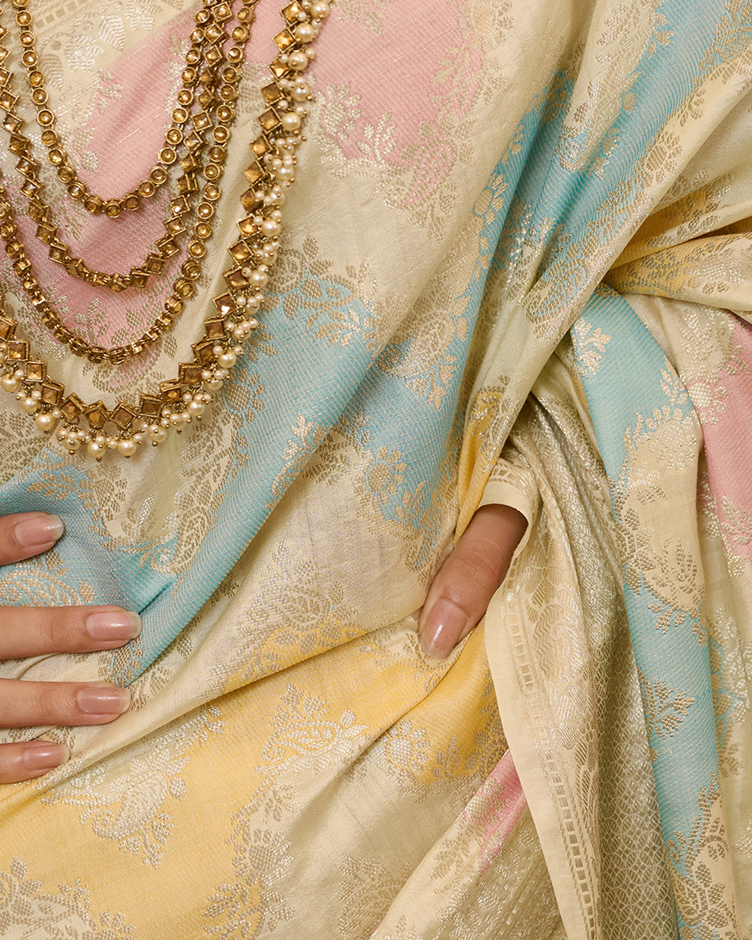 Ivory Rangkat Pure Banarasi Saree with Ornate Zigzag Detailing