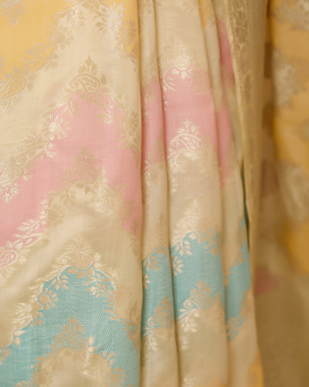 Ivory Rangkat Pure Banarasi Saree with Ornate Zigzag Detailing