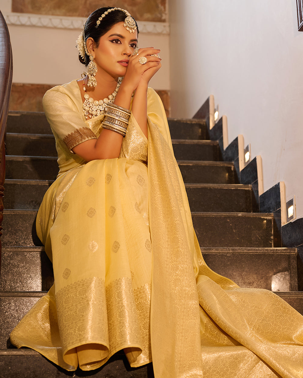Pastel Yellow Pure Banarasi Saree with Elegant Zari and Buta Weaves