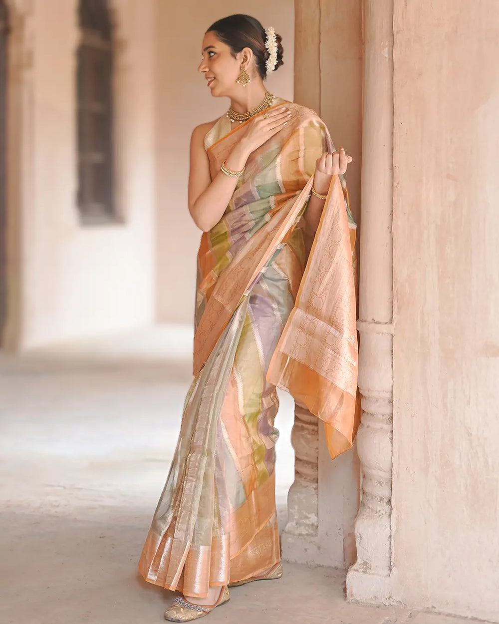 Rangkat Noor – Iridescent Tissue Silk Saree