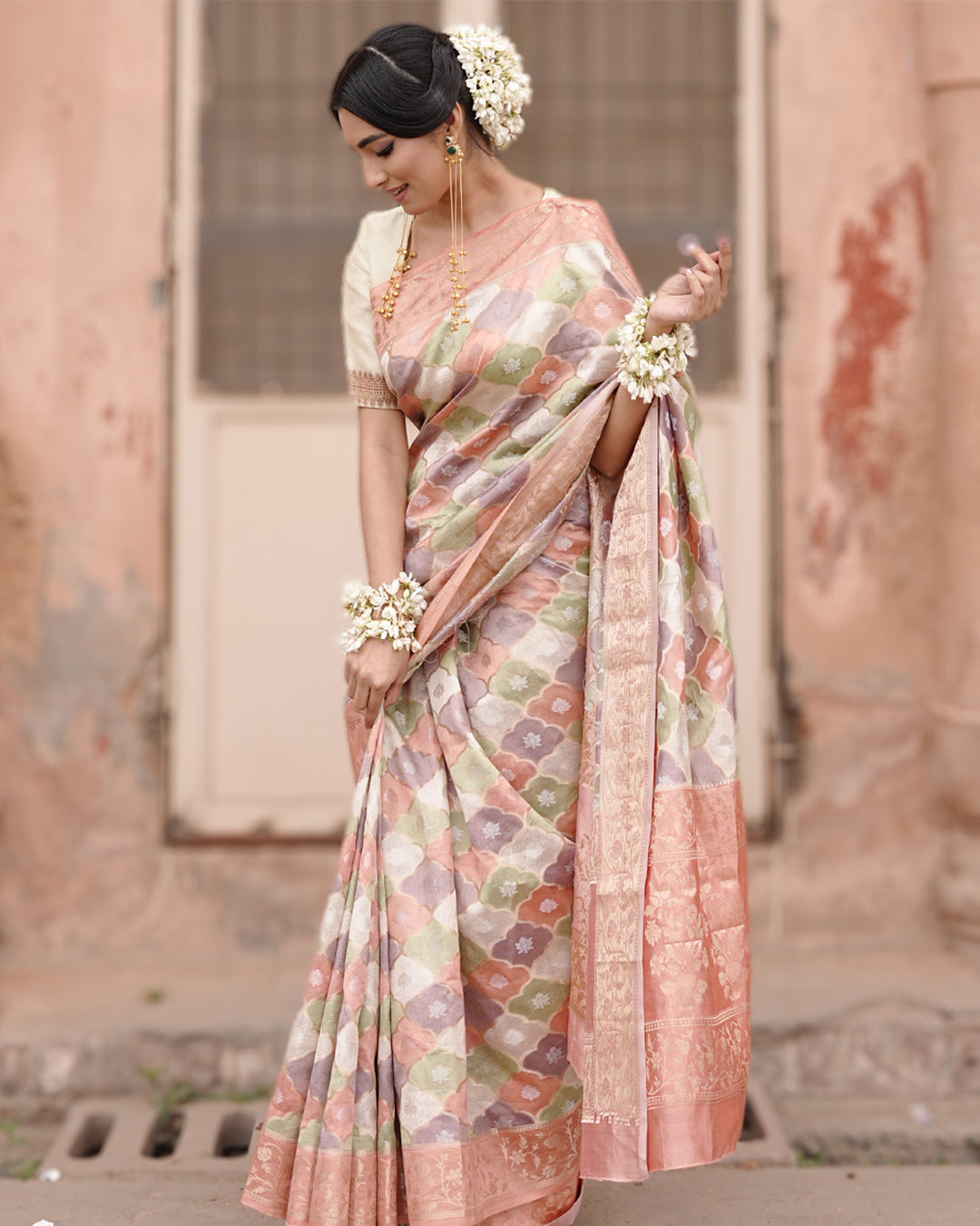 Luxury Edition Pure Banarasi Silk & Tissue Saree with Authentic Zari Rangkat Weave