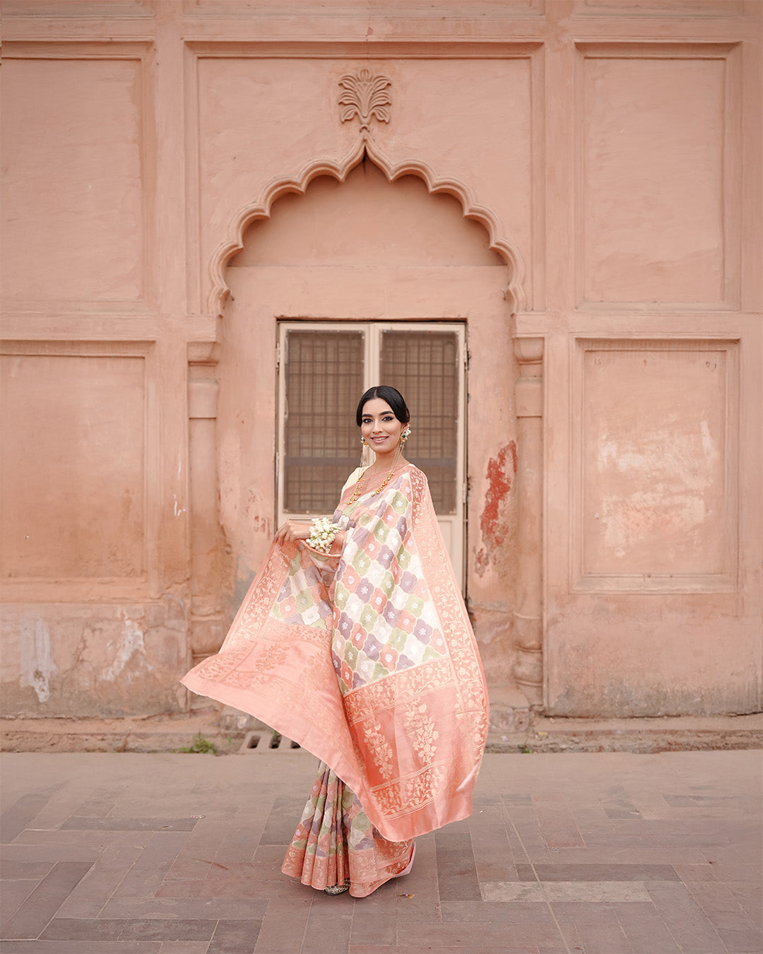 Luxury Edition Pure Banarasi Silk & Tissue Saree with Authentic Zari Rangkat Weave