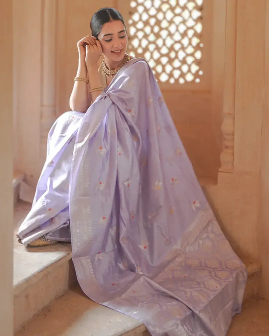 Lavender Bloom – The Meenakari Banarasi