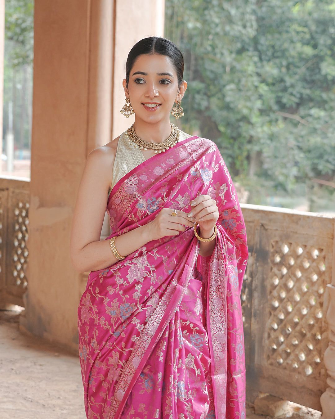 Sunehri Rani Pink Zari Banarasi Saree