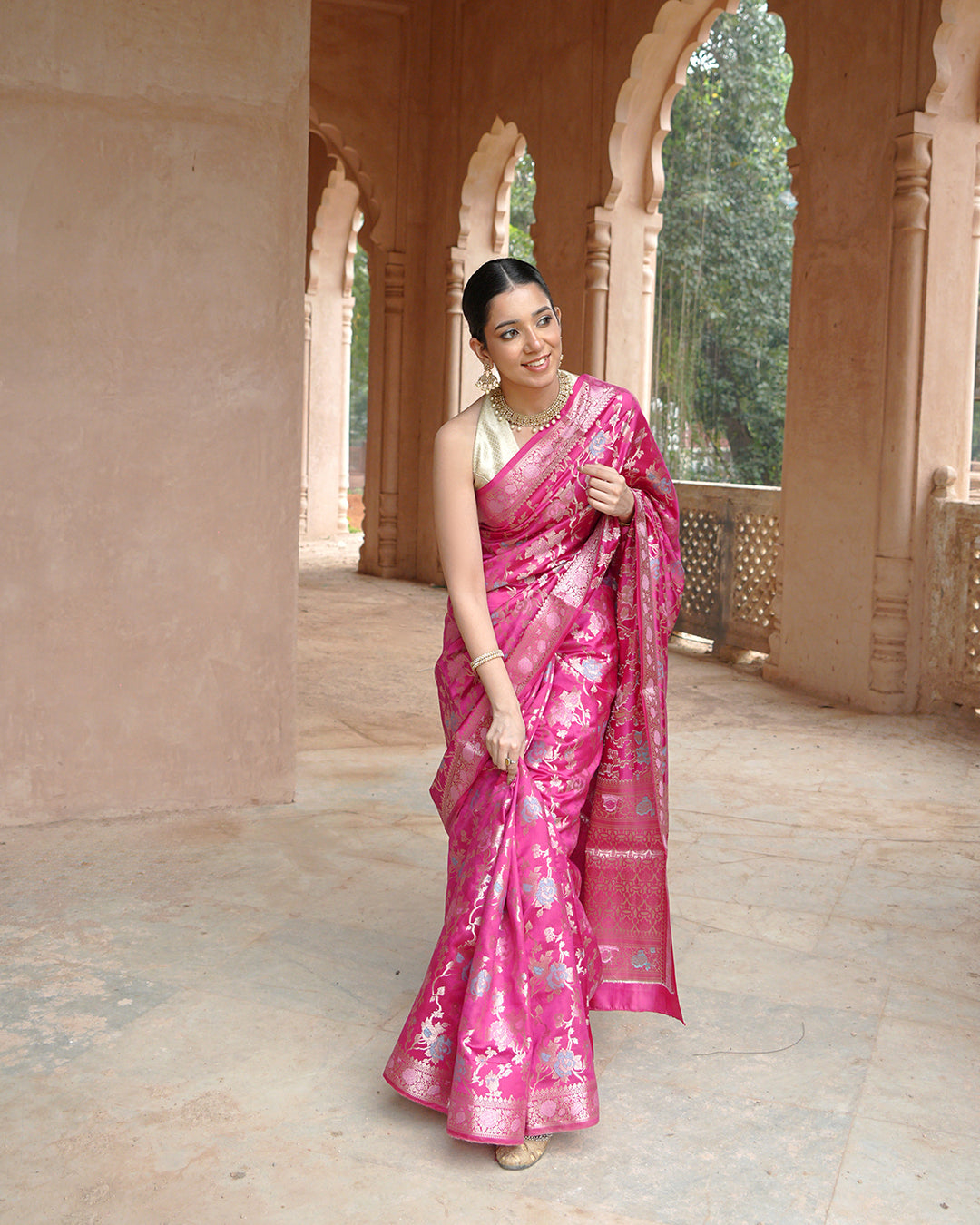 Sunehri Rani Pink Zari Banarasi Saree