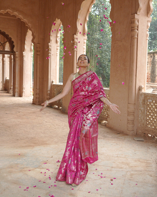 Sunehri Rani Pink Zari Banarasi Saree
