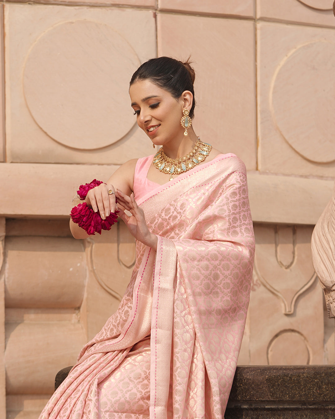 Blush Pink Majesty Handwoven Pure Banarasi Silk Saree with Luxurious Detailing