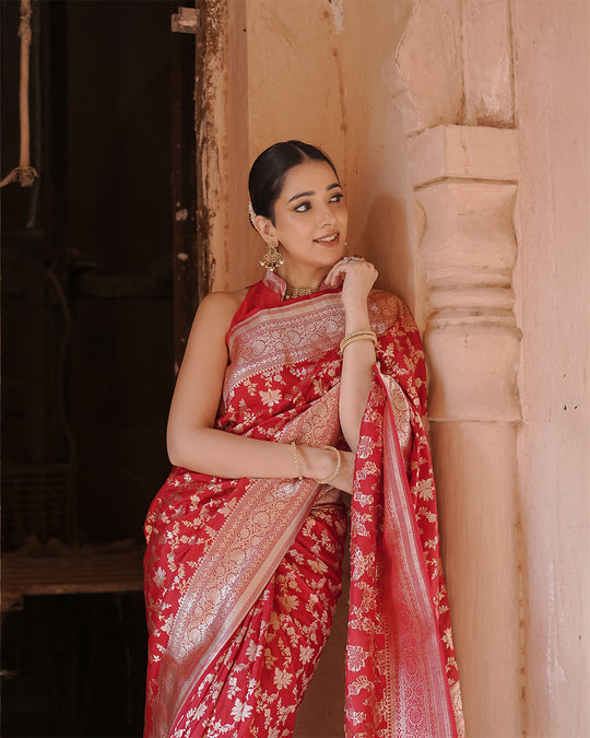 Gulnaar – Handwoven Banarasi Katan