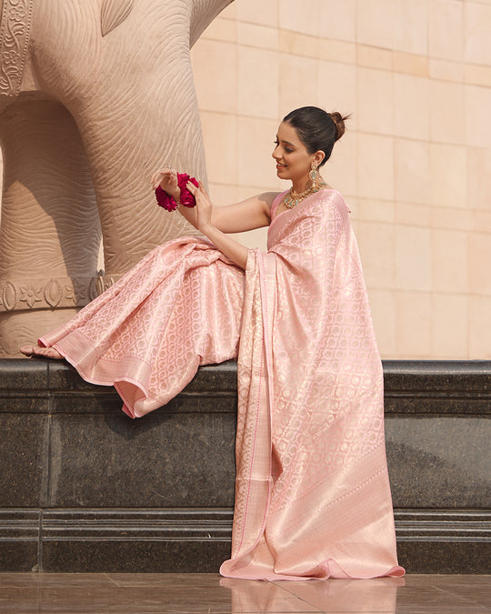 Blush Pink Majesty Handwoven Pure Banarasi Silk Saree with Luxurious Detailing