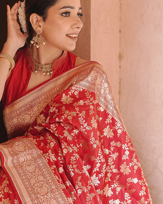 Gulnaar – Handwoven Banarasi Katan