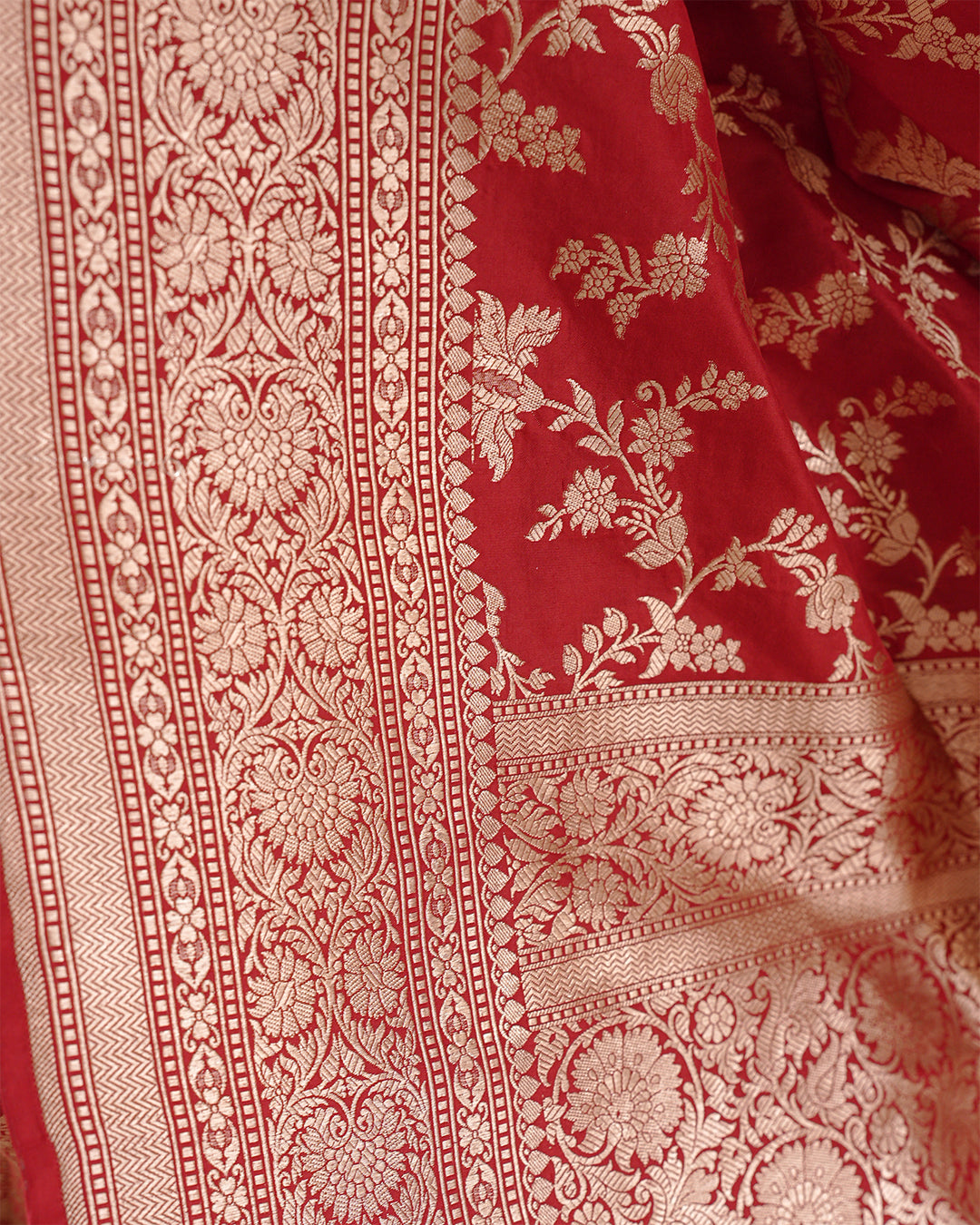 Gulnaar – Handwoven Banarasi Katan