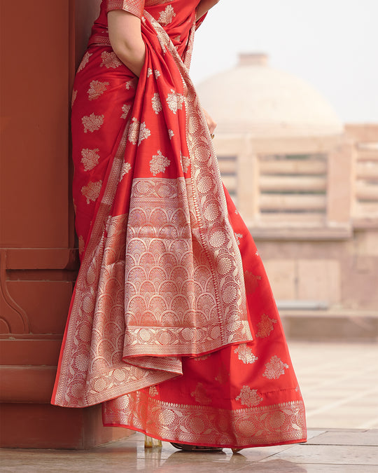 Regal Red Pure Banarasi Silk Saree with Stunning Zari Weaving