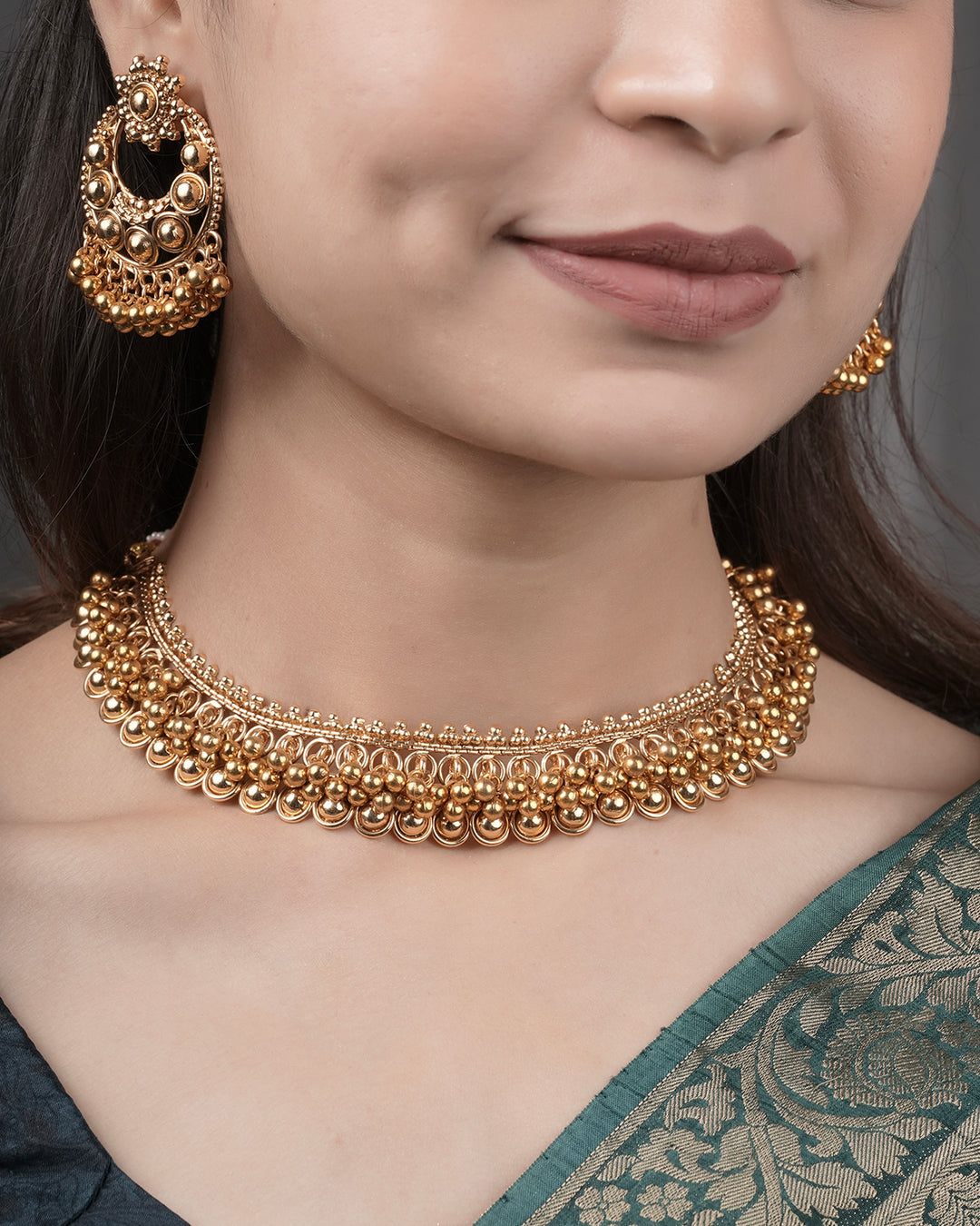 Enchanted Gold Plated Necklace with Earrings