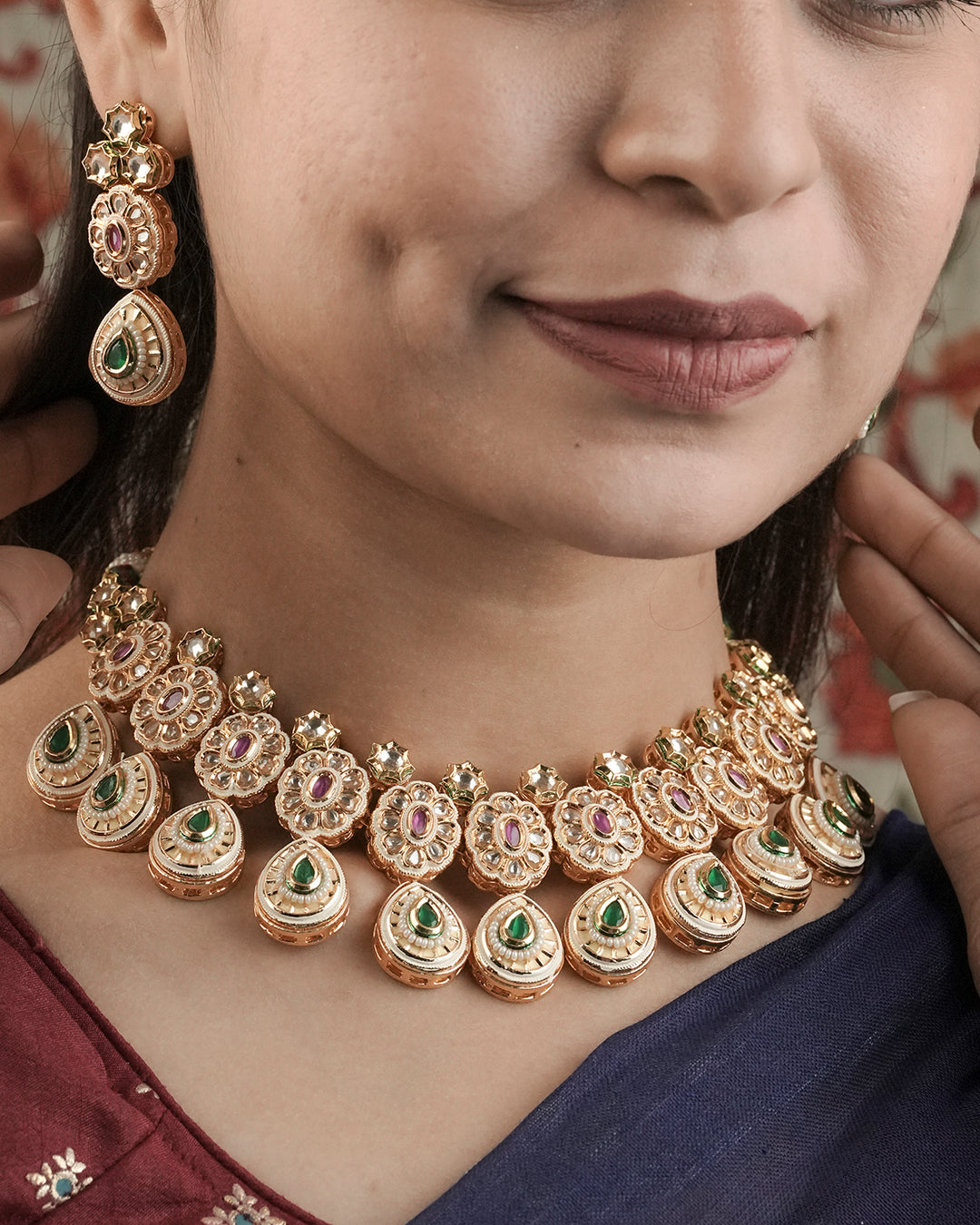 Regal Emerald Gold Necklace Set