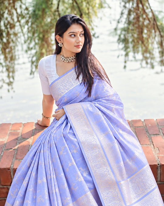 Lavender Pure Banarasi Saree with Delicate Paisley Weaves