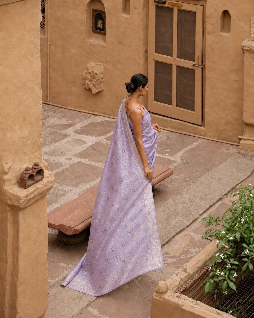 Pastel Lavender Pure Banarasi Saree with Meenakari Jaal Weave