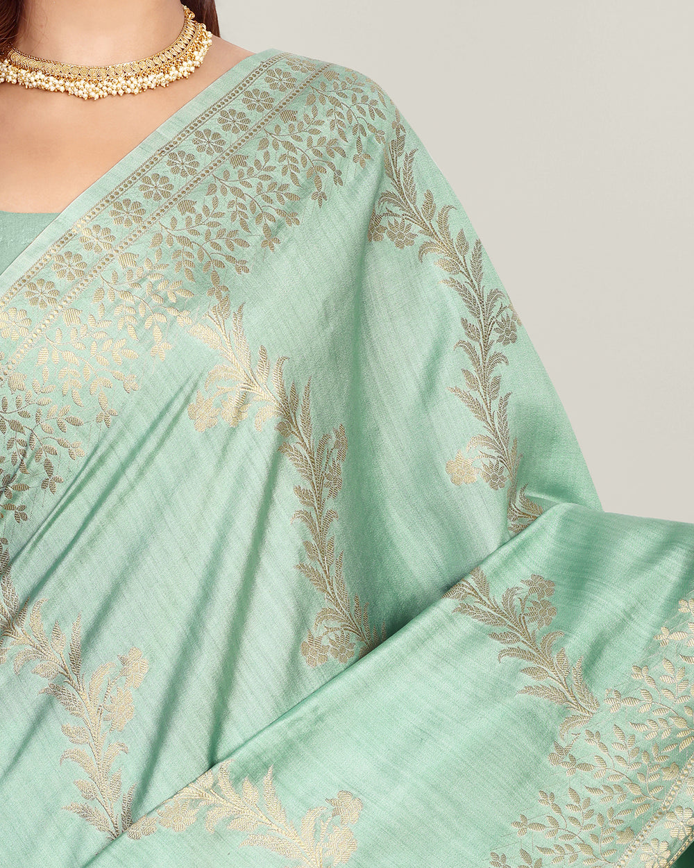 Light Pista Green Handwoven Banarasi Silk Saree