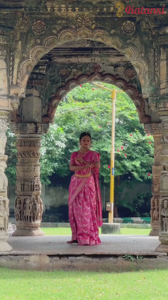 Pink Pure Banarasi Saree with Floral Meenakari Trail Weaves