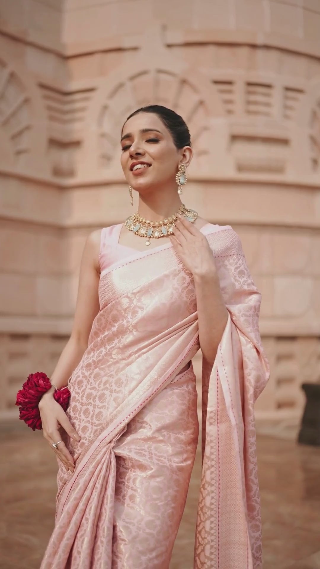 Blush Pink Majesty Handwoven Pure Banarasi Silk Saree with Luxurious Detailing