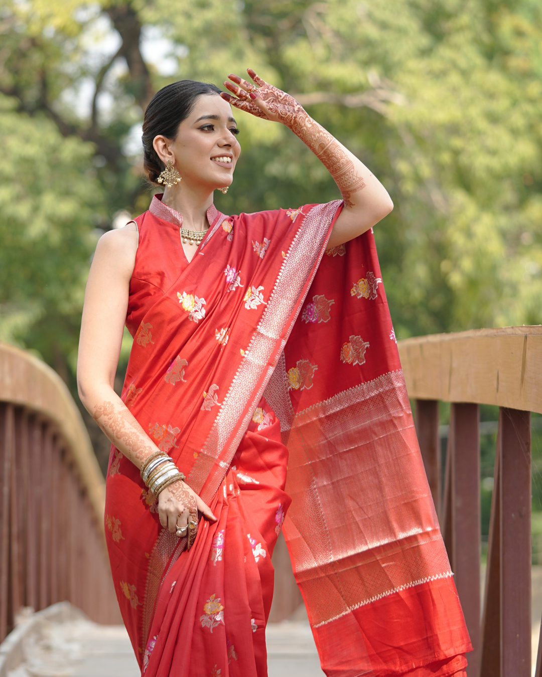 Sapphire Red Banarasi Silk Saree with Intricate Zari and Weave