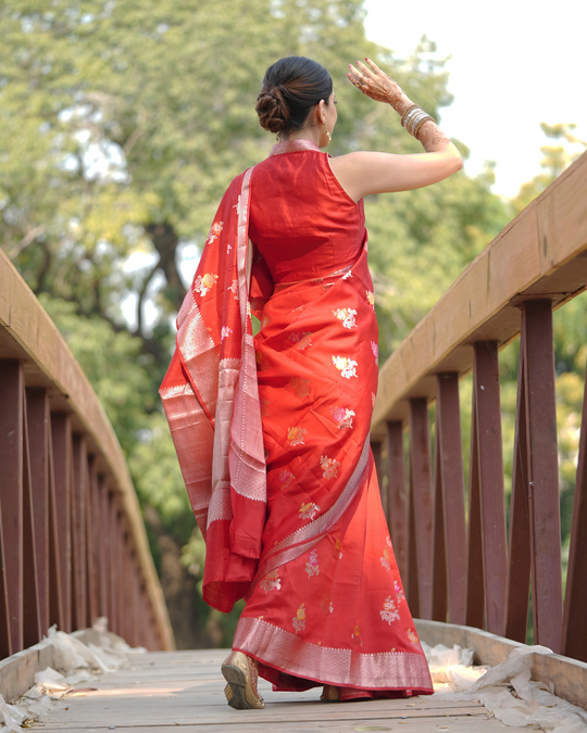 Sapphire Red Banarasi Silk Saree with Intricate Zari and Weave