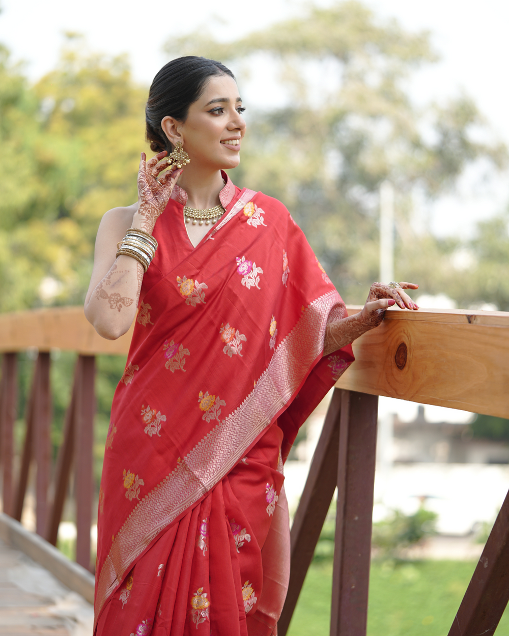 Sapphire Red Banarasi Silk Saree with Intricate Zari and Weave