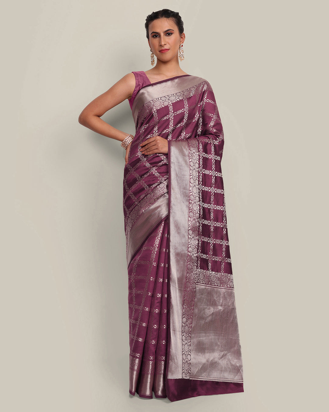 Wine Kadwa Handwoven Banarasi Saree