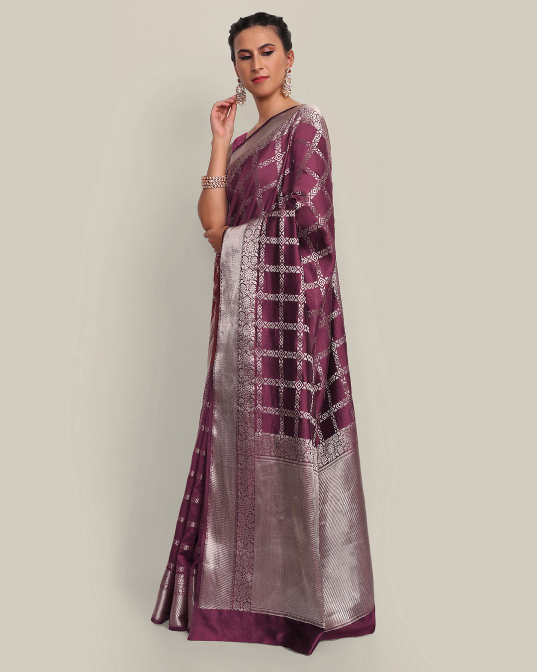 Wine Kadwa Handwoven Banarasi Saree