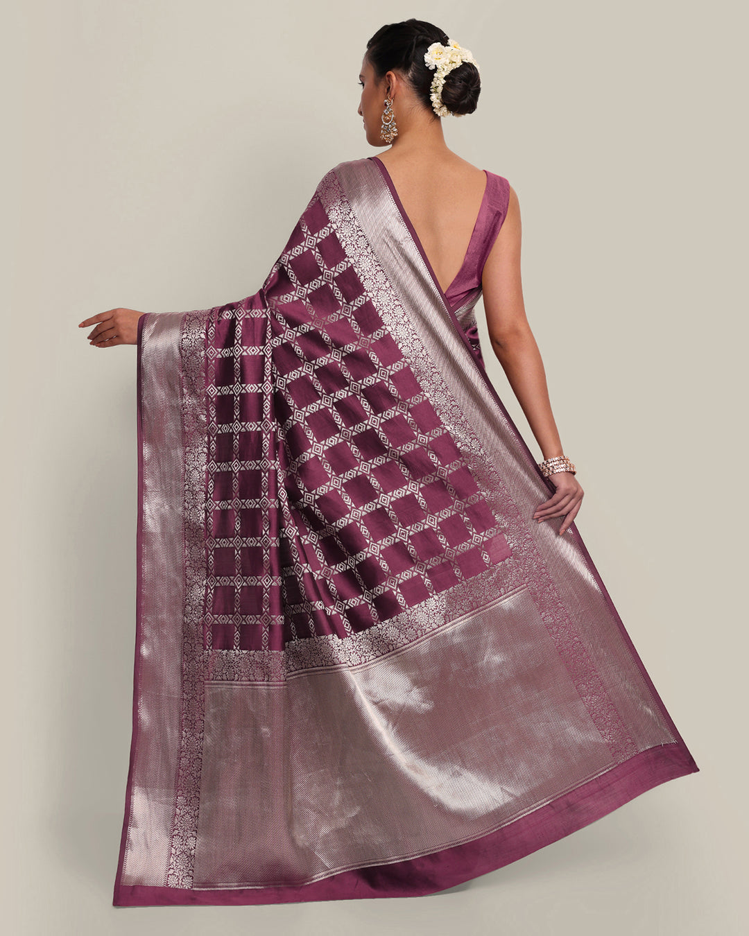 Wine Kadwa Handwoven Banarasi Saree